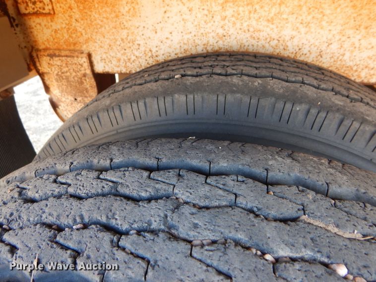 image for item GX9746 1994 Timpte Super Hopper grain trailer