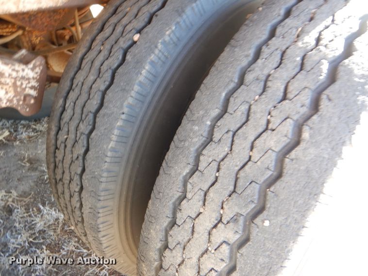 image for item GX9746 1994 Timpte Super Hopper grain trailer