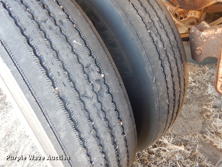 image for item GX9746 1994 Timpte Super Hopper grain trailer