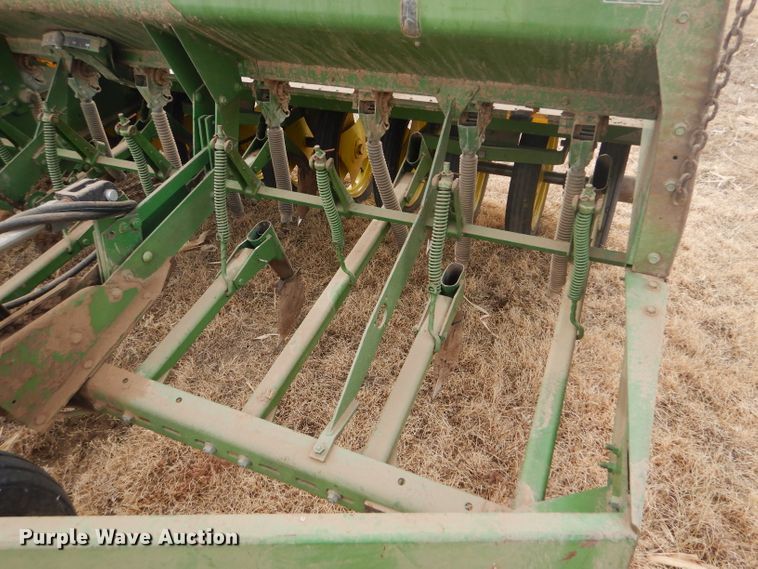 image for item GX9752 (4) John Deere 9300 hoe drills