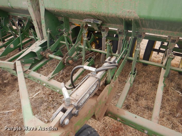 image for item GX9752 (4) John Deere 9300 hoe drills
