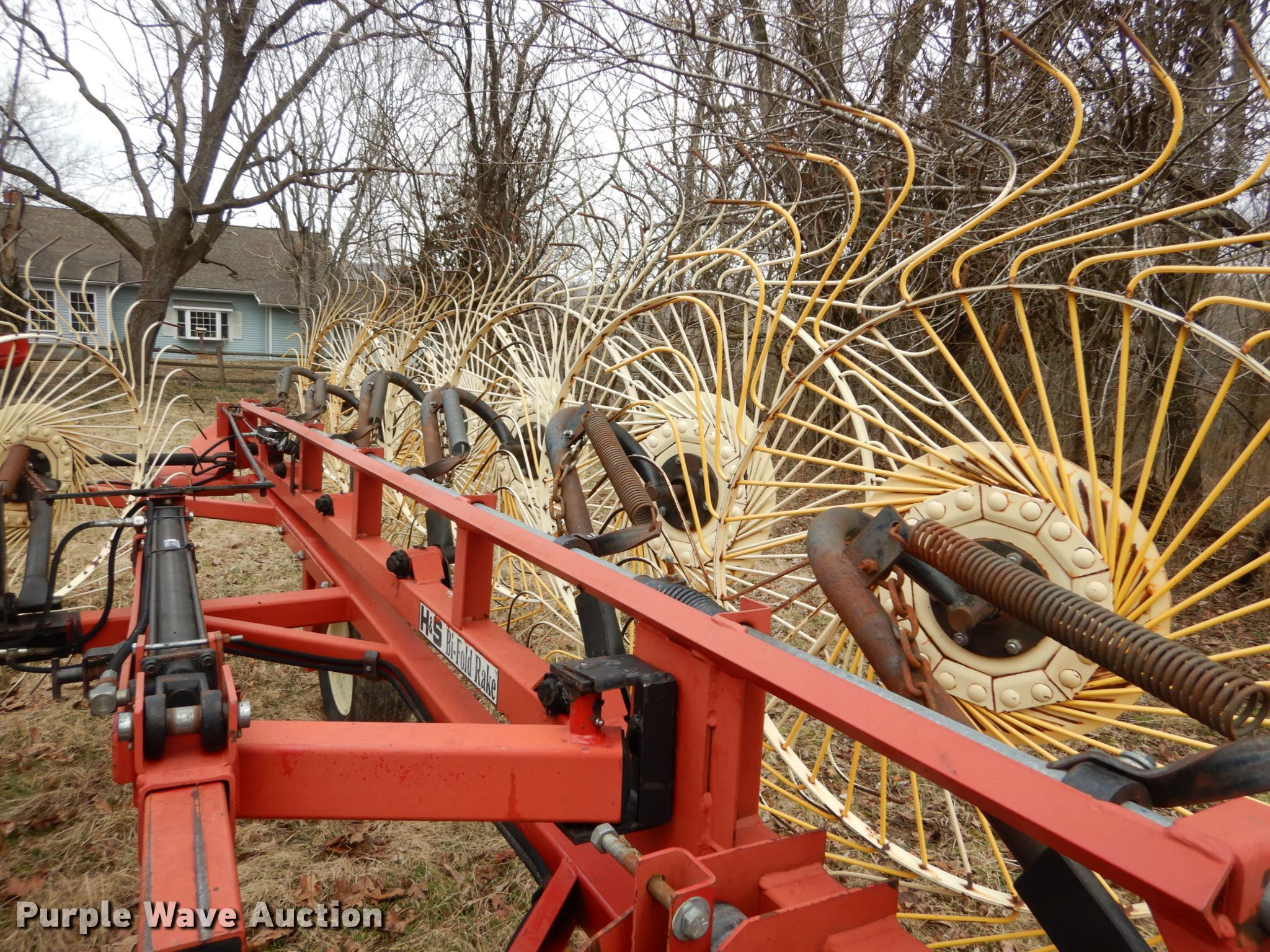 2008 H&S hay rake in Saint Clair, MO Item GB9778 sold Purple Wave