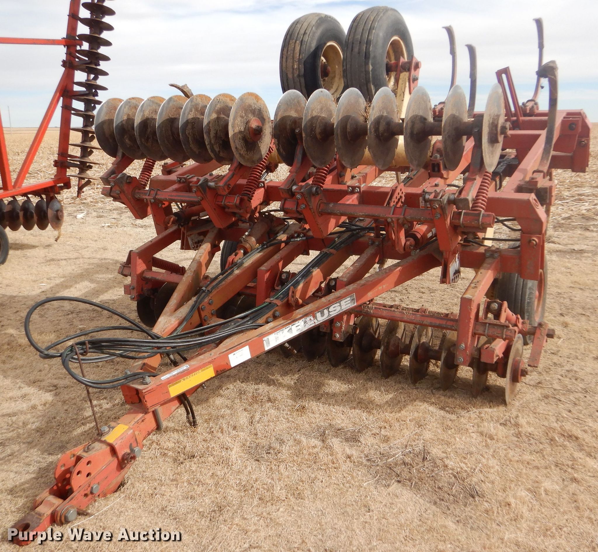Krause 4515A disk ripper in Grinnell, KS | Item GX9732 sold | Purple Wave