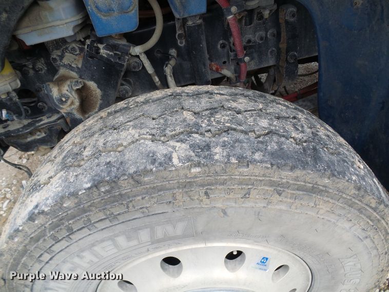 image for item DD1789 2017 Freightliner Business Class M2 truck cab and chassis