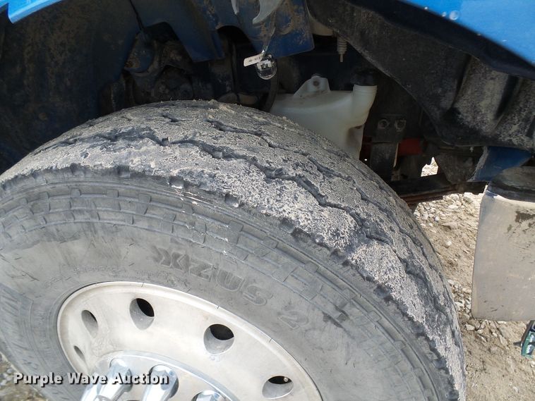 image for item DD1789 2017 Freightliner Business Class M2 truck cab and chassis