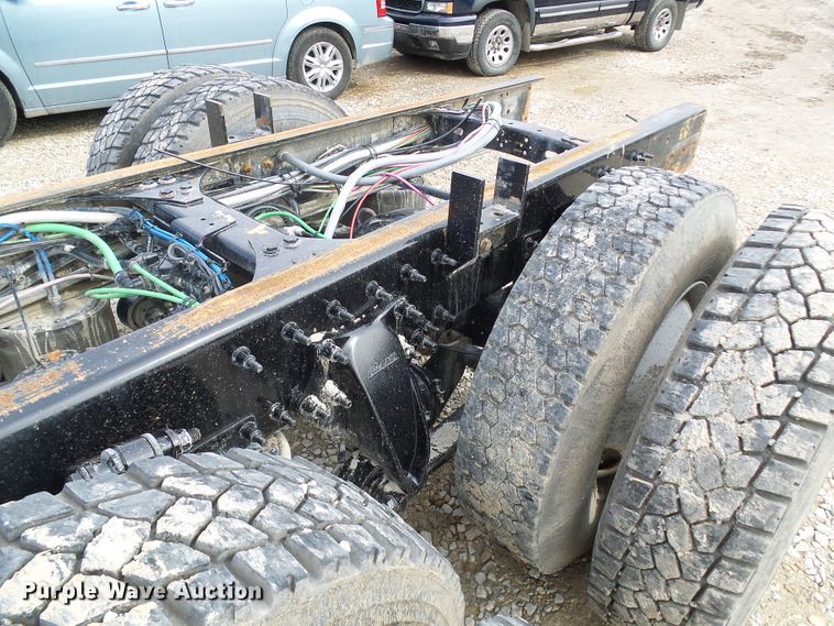 image for item DD1789 2017 Freightliner Business Class M2 truck cab and chassis