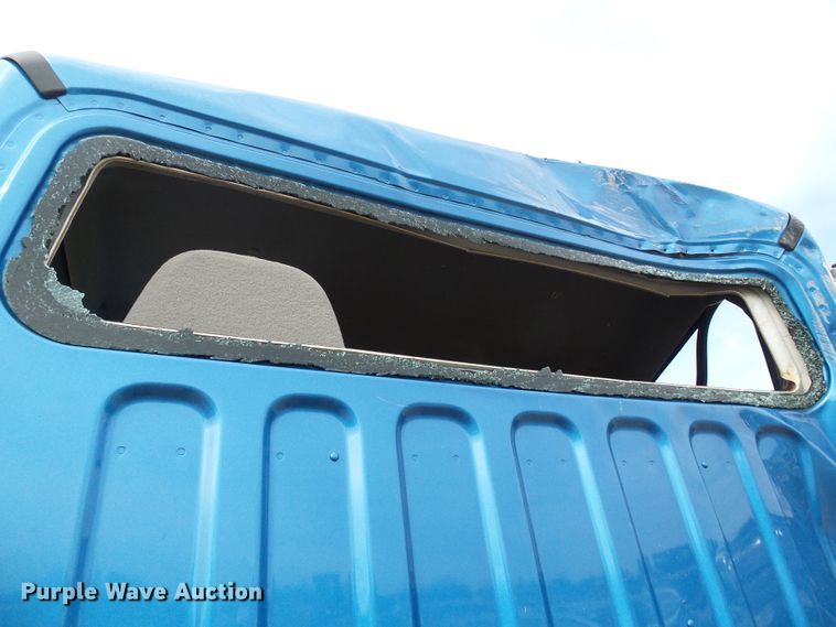 image for item DD1789 2017 Freightliner Business Class M2 truck cab and chassis