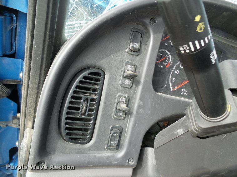 image for item DD1789 2017 Freightliner Business Class M2 truck cab and chassis