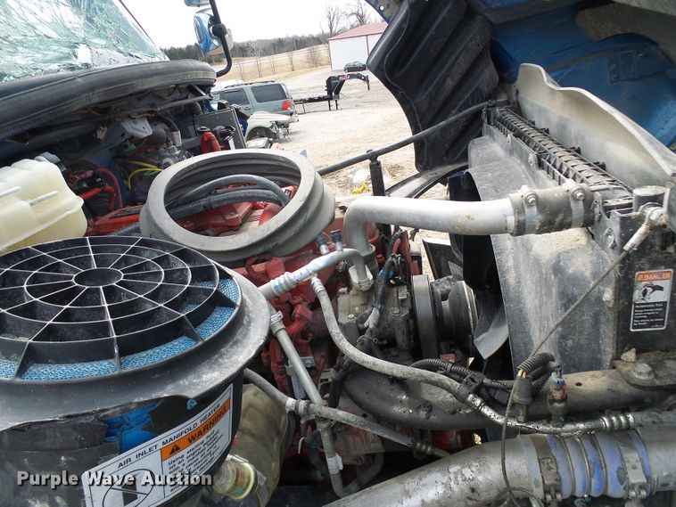 image for item DD1789 2017 Freightliner Business Class M2 truck cab and chassis