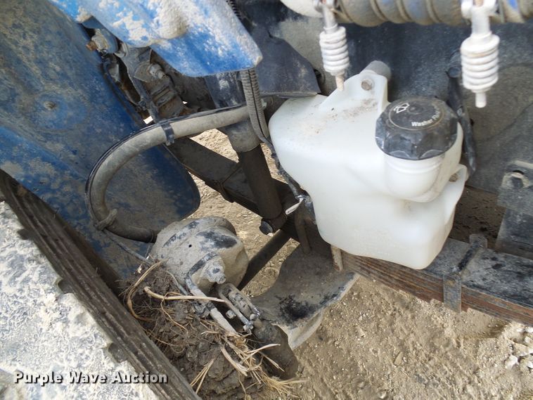 image for item DD1789 2017 Freightliner Business Class M2 truck cab and chassis