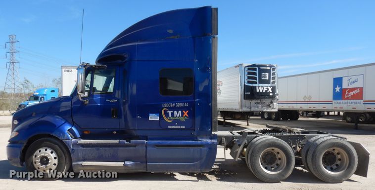 image for item DD3036 2011 International ProStar Eagle semi truck