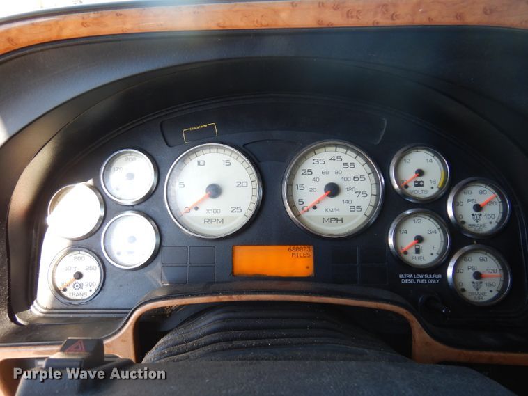 image for item DD3036 2011 International ProStar Eagle semi truck