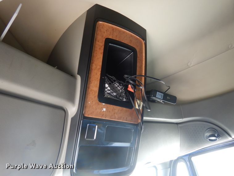 image for item DD3036 2011 International ProStar Eagle semi truck