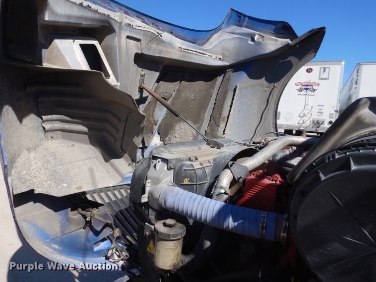 image for item DD3036 2011 International ProStar Eagle semi truck