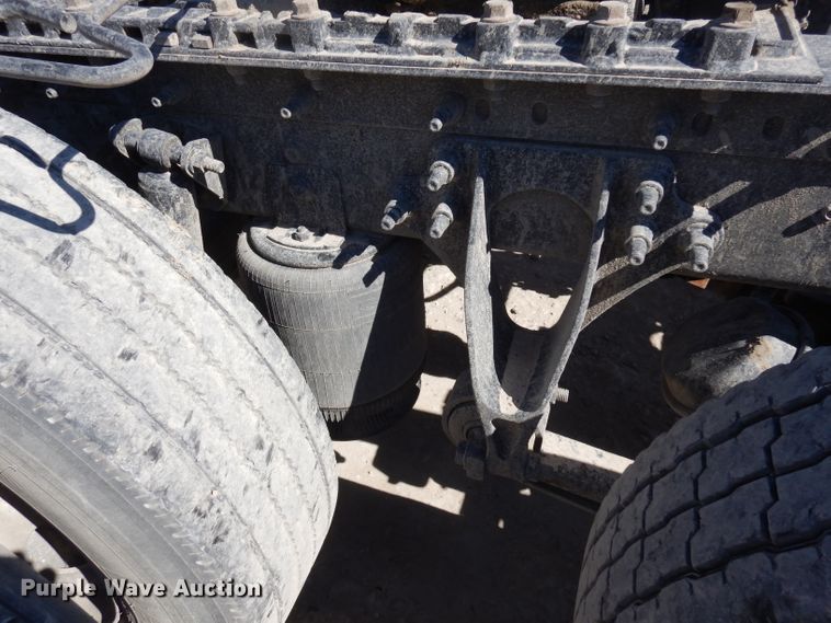 image for item DD3036 2011 International ProStar Eagle semi truck