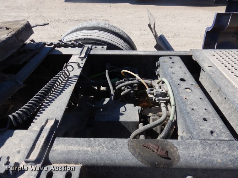 image for item DD3036 2011 International ProStar Eagle semi truck