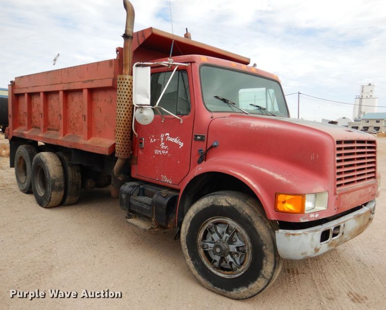 image for item DF7362 1990 International 4900 dump truck