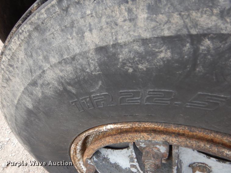 image for item DF7362 1990 International 4900 dump truck