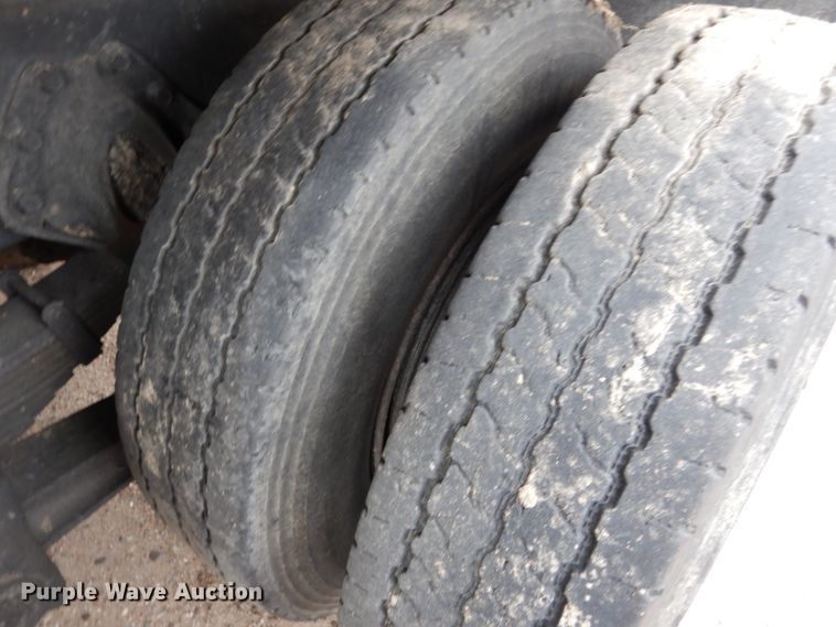 image for item DF7362 1990 International 4900 dump truck