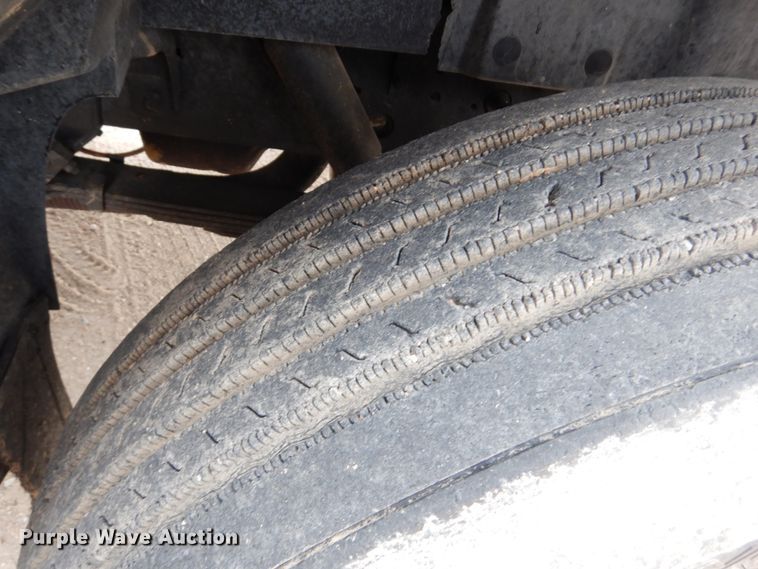 image for item DF7362 1990 International 4900 dump truck