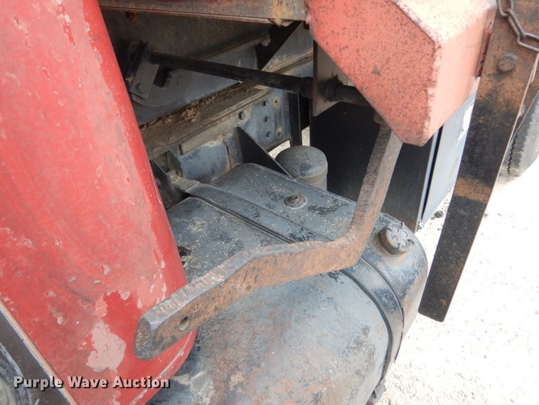 image for item DF7362 1990 International 4900 dump truck