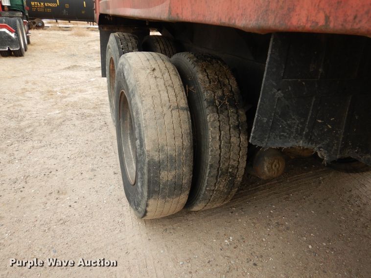 image for item DF7362 1990 International 4900 dump truck