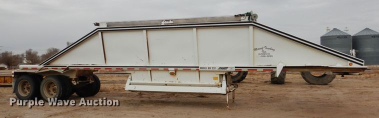 image for item DF7365 2000 Red River BD237 bottom dump trailer