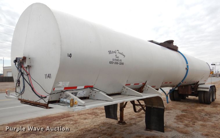 image for item DF7366 1979 Pullman Trailmobile T43I-12AF tank trailer