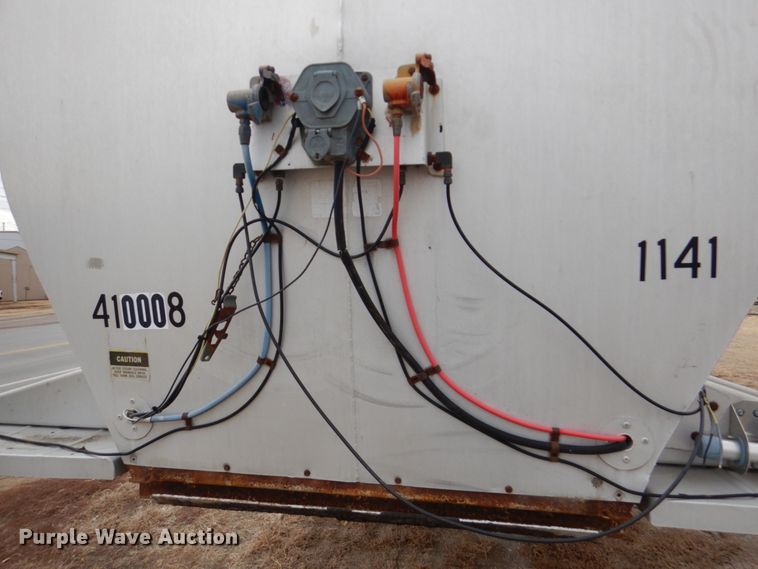 image for item DF7366 1979 Pullman Trailmobile T43I-12AF tank trailer