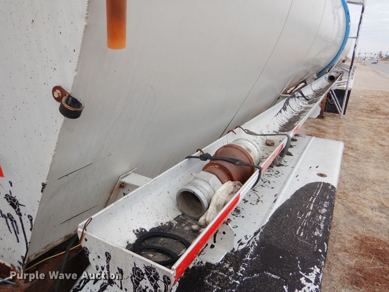 image for item DF7366 1979 Pullman Trailmobile T43I-12AF tank trailer