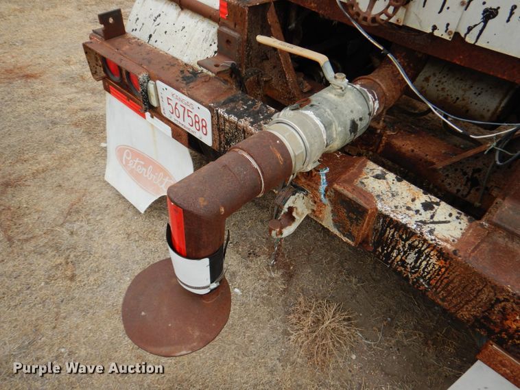 image for item DF7366 1979 Pullman Trailmobile T43I-12AF tank trailer