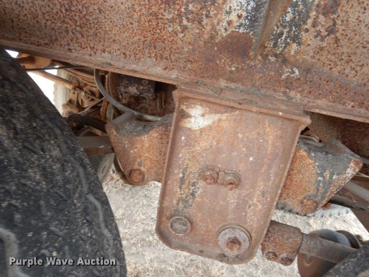 image for item DF7366 1979 Pullman Trailmobile T43I-12AF tank trailer