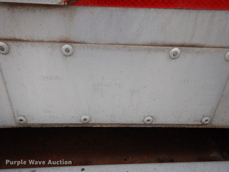 image for item DF7366 1979 Pullman Trailmobile T43I-12AF tank trailer