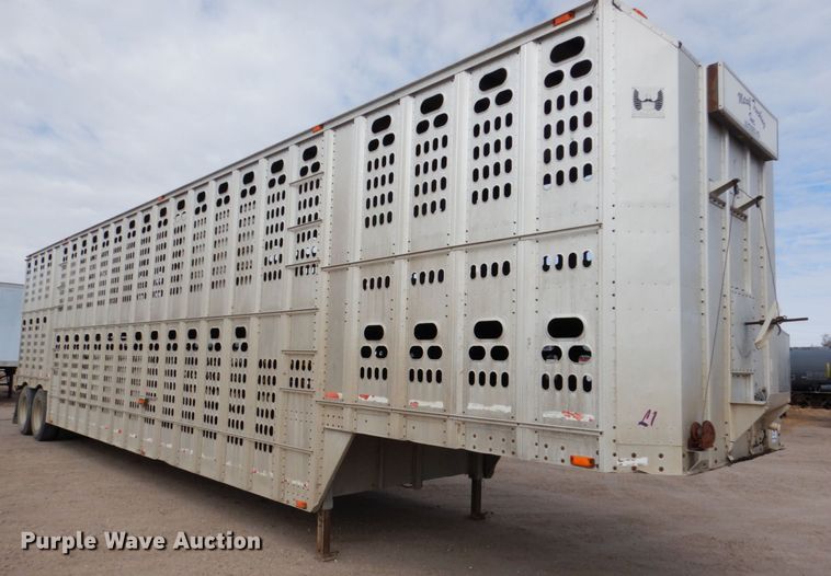 image for item DF7367 1991 Barrett Eagle Cattle Pot livestock trailer
