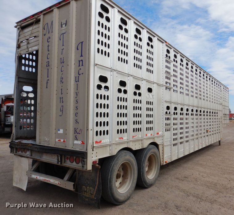 image for item DF7367 1991 Barrett Eagle Cattle Pot livestock trailer