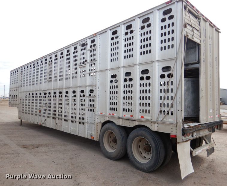 image for item DF7367 1991 Barrett Eagle Cattle Pot livestock trailer