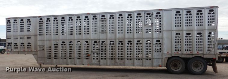 image for item DF7367 1991 Barrett Eagle Cattle Pot livestock trailer