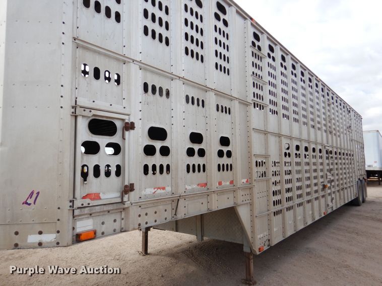 image for item DF7367 1991 Barrett Eagle Cattle Pot livestock trailer