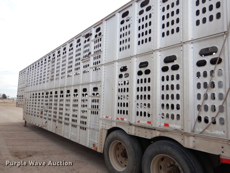 image for item DF7367 1991 Barrett Eagle Cattle Pot livestock trailer