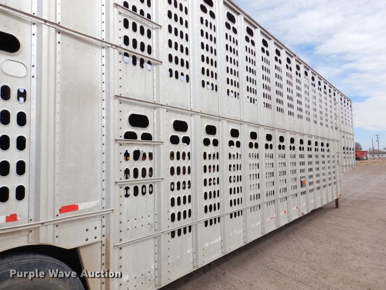 image for item DF7367 1991 Barrett Eagle Cattle Pot livestock trailer
