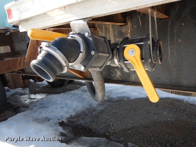 image for item DG5897 1999 Fontaine LFTW-6-8048WSAWM nurse tank trailer