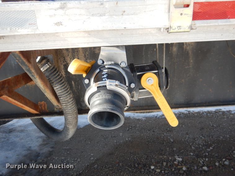 image for item DG5897 1999 Fontaine LFTW-6-8048WSAWM nurse tank trailer