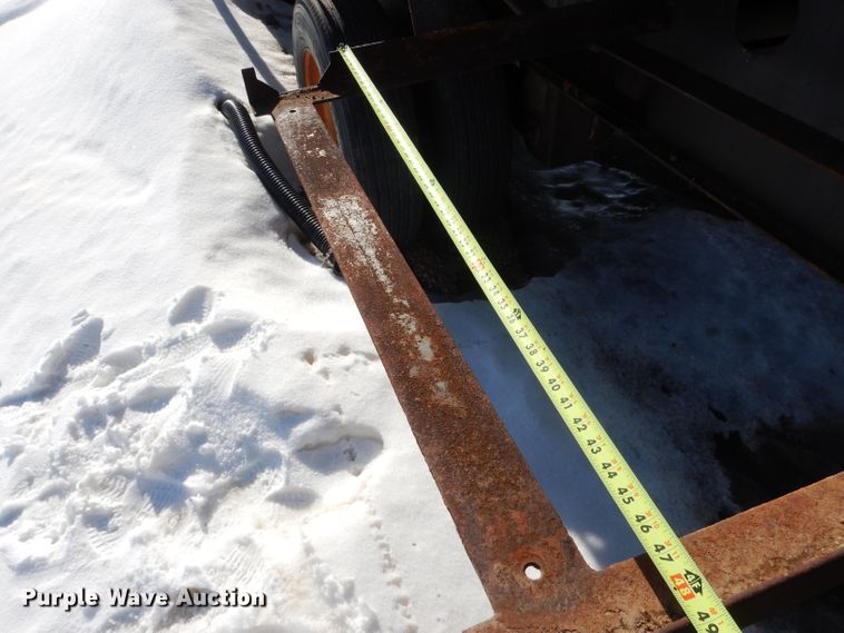 image for item DG5897 1999 Fontaine LFTW-6-8048WSAWM nurse tank trailer