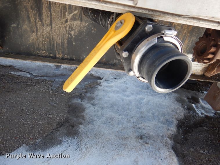 image for item DG5897 1999 Fontaine LFTW-6-8048WSAWM nurse tank trailer