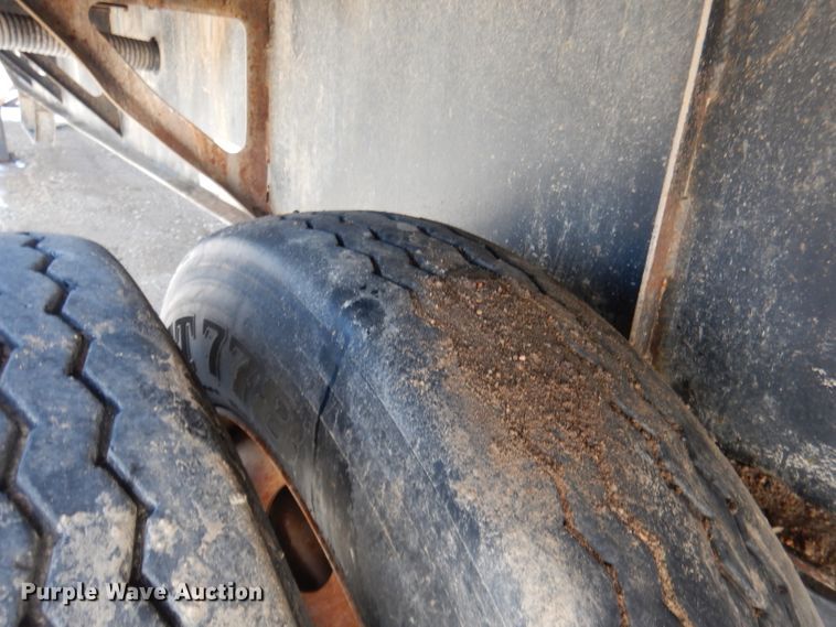 image for item DG5897 1999 Fontaine LFTW-6-8048WSAWM nurse tank trailer