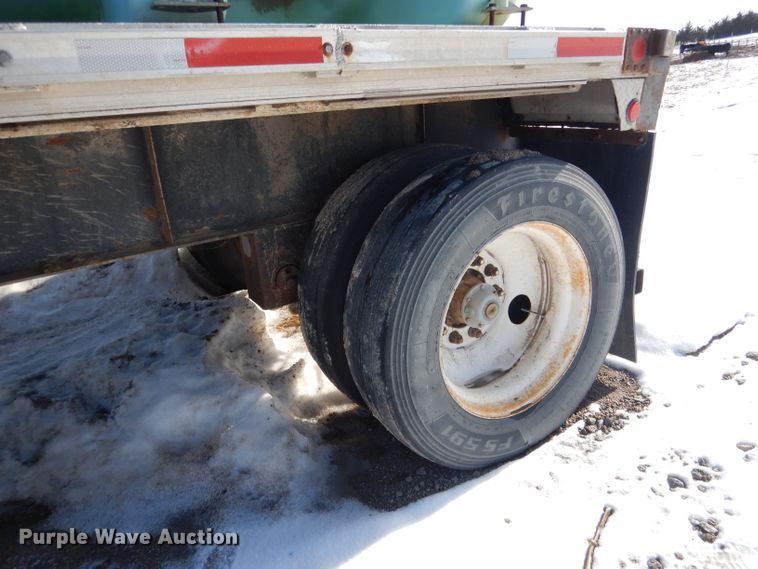 image for item DG5897 1999 Fontaine LFTW-6-8048WSAWM nurse tank trailer