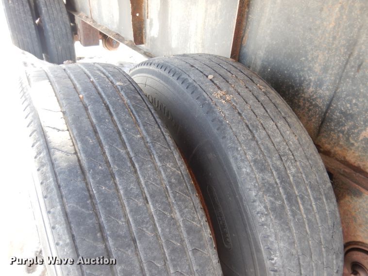 image for item DG5897 1999 Fontaine LFTW-6-8048WSAWM nurse tank trailer