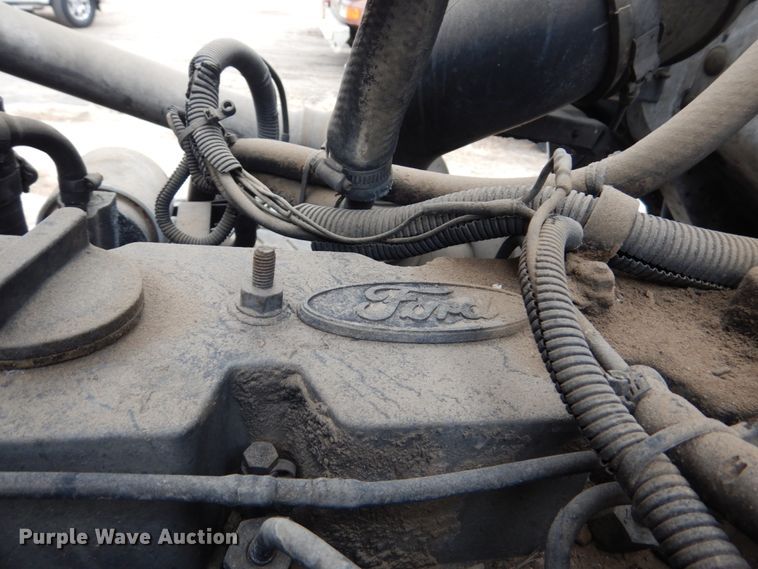 image for item DH4797 1994 Ford L8000 truck cab and chassis