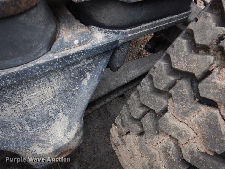 image for item DH4797 1994 Ford L8000 truck cab and chassis