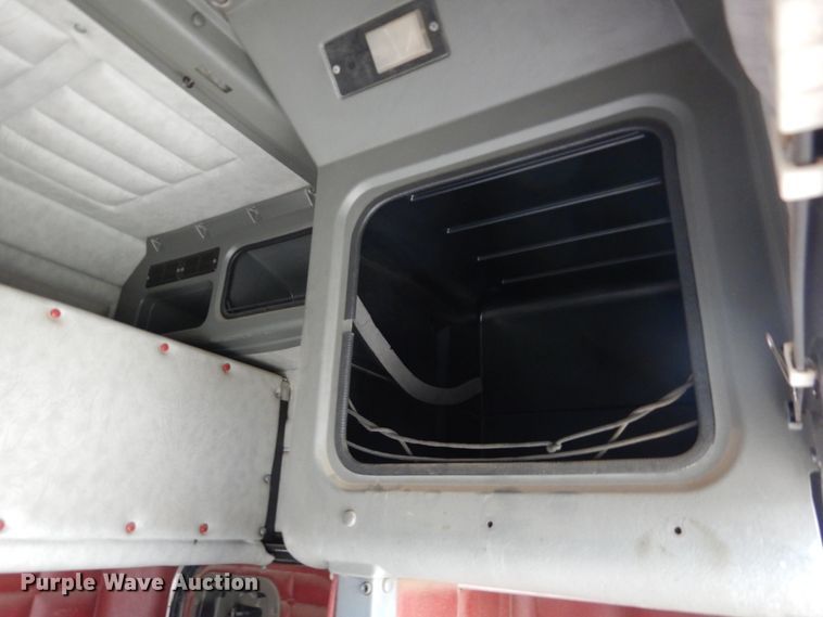 image for item DH4798 Peterbilt Unibilt sleeper